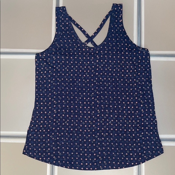 Ann Taylor Loft Pattern Tank - Picture 2 of 7